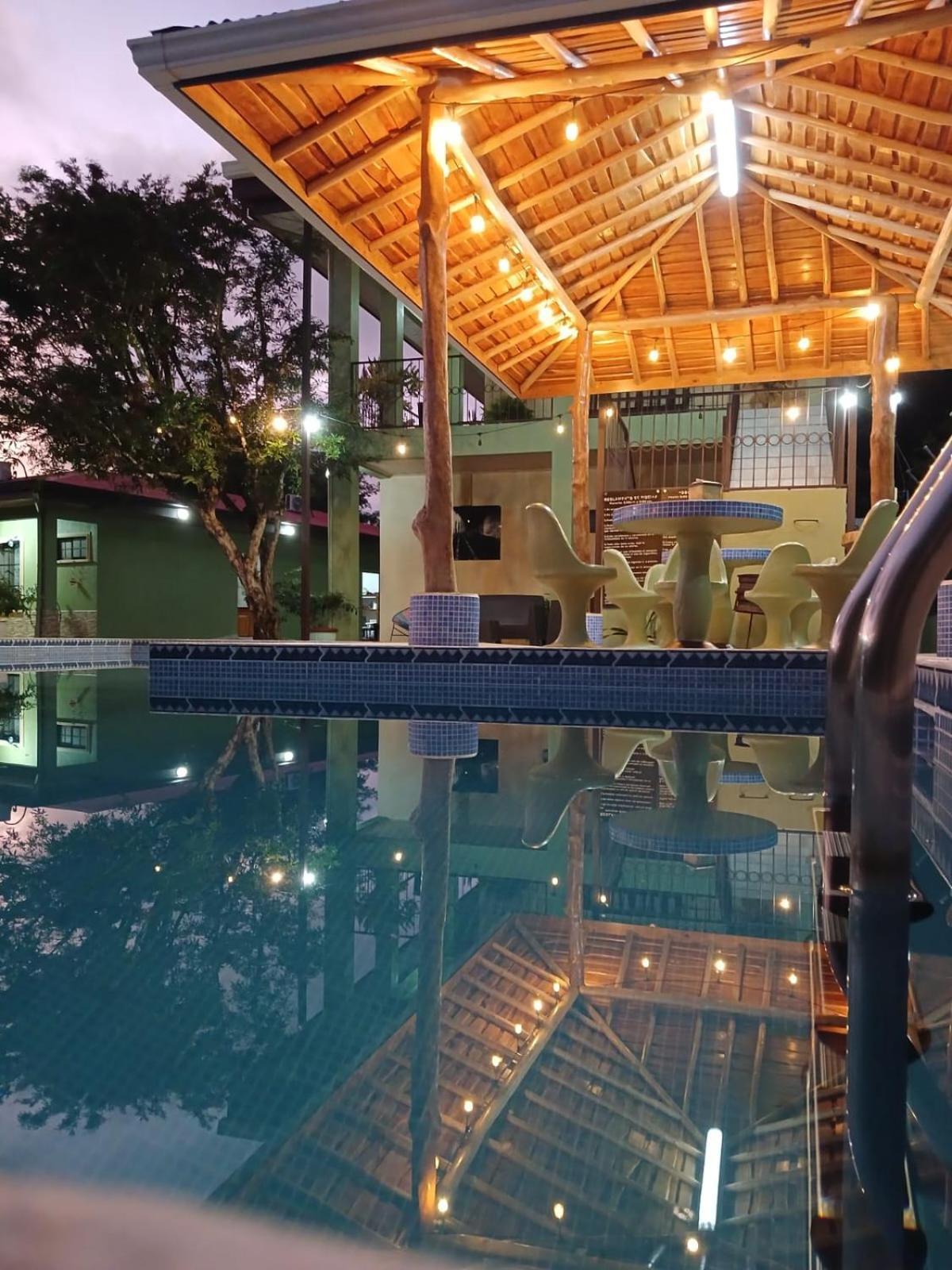 Hotel La Fiore De Bahia Увита Экстерьер фото